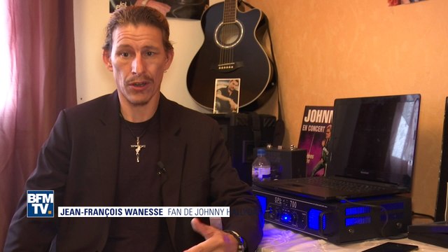 Un fan de Johnny se prépare pour la messe hommage à la Madeleine