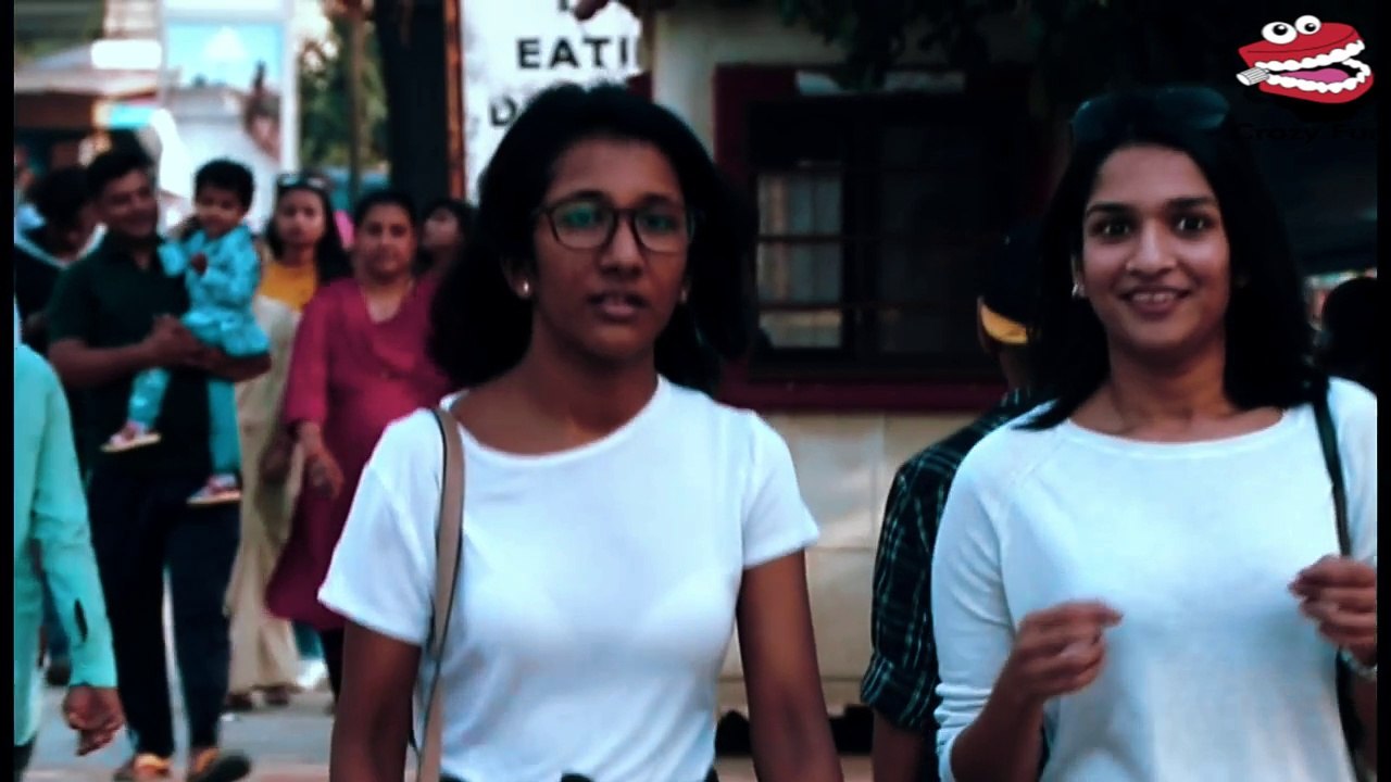 इस १० साल के बच्चे ने लड़कियों से कहा, आप बहुत खूबसूरत लग रही हो !