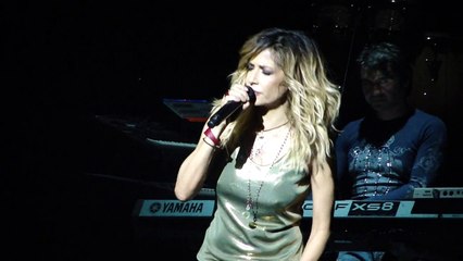 ΑΠΙΣΤΕΥΤΗ !!!!! Αννα Βίσση - Αγάπη είναι εσύ - Live 2017 HD