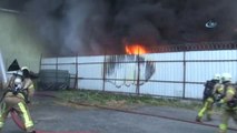 Kağıthane'de Fabrika Yangını...fabrika Alev Alev Yanıyor