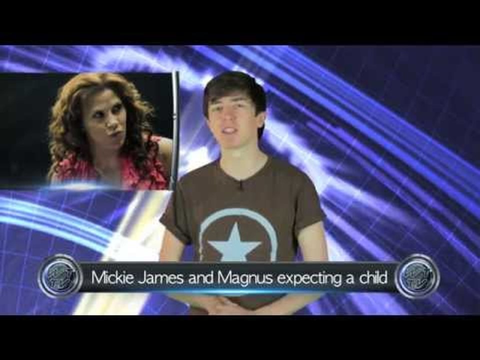 WWE Pressure Daniel Bryan? Hall Turns Down WWE! - WTTV News 9/6/14