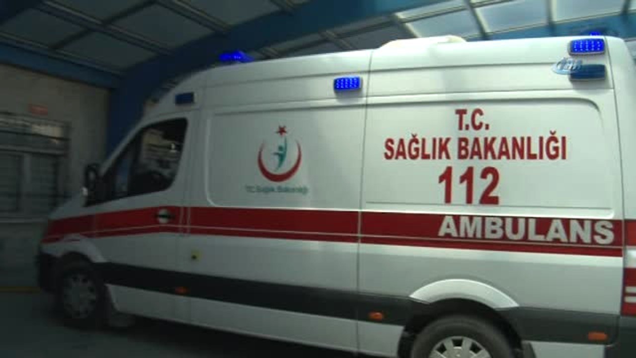 Vagondaki Biçerdöverin Tepesine Çıkan Genç, Akıma Kapılıp Ağır Yaralandı