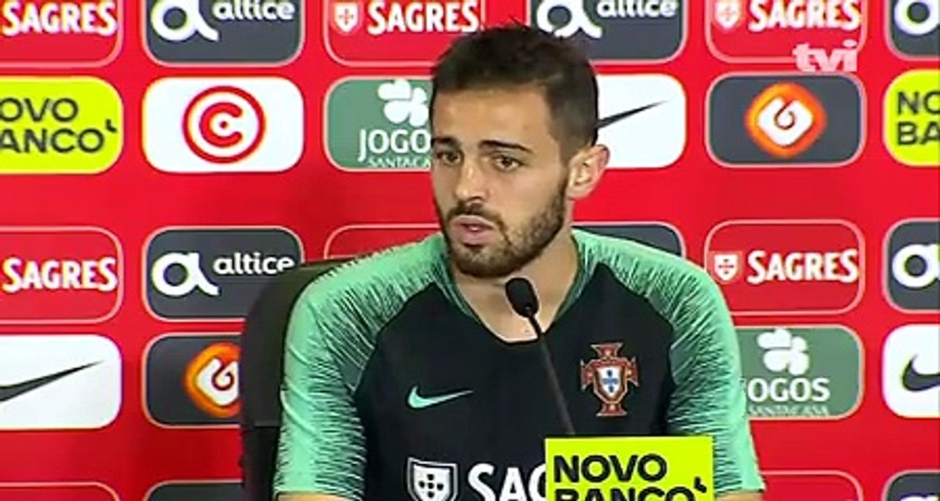 «Se não me engano a mão do Abel Xavier foi em 98.