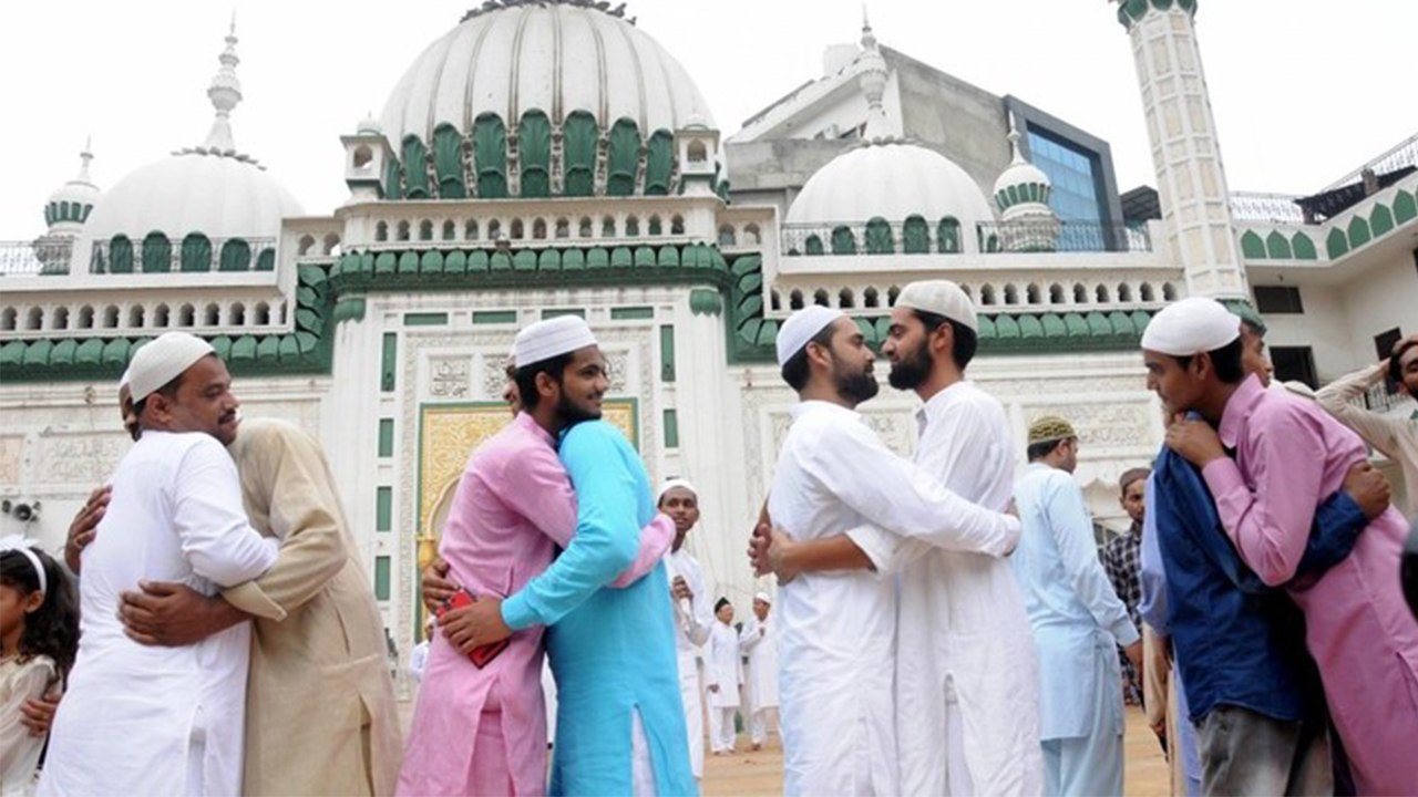 Eid-ul-fitr - Importance: इसलिए मनाई जाती है ईद; जानें ईद के पीछे की कहानी | Boldsky