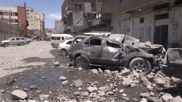 Yemen: la coalizione a guida saudita sferra un attacco ai ribelli Houthi