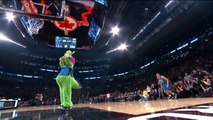 Zach LaVine and Aaron Gordons AWESOME 2016 Slam Dunk Duel