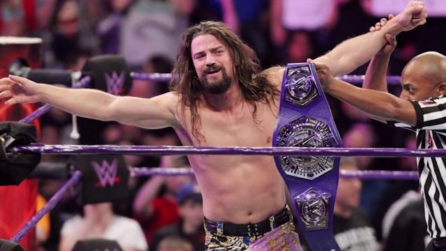 Backstage Update On Sasha Banks & Charlotte Flair! Two WWE Title Changes At HiaC! | WrestleTalk News