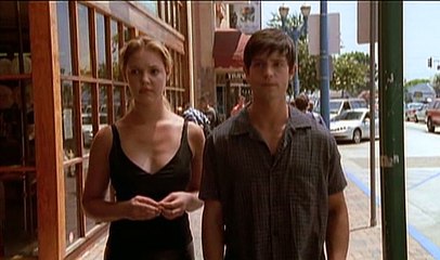 Roswell   Dvd Extras   Here With Me   The Making Of Roswell 2