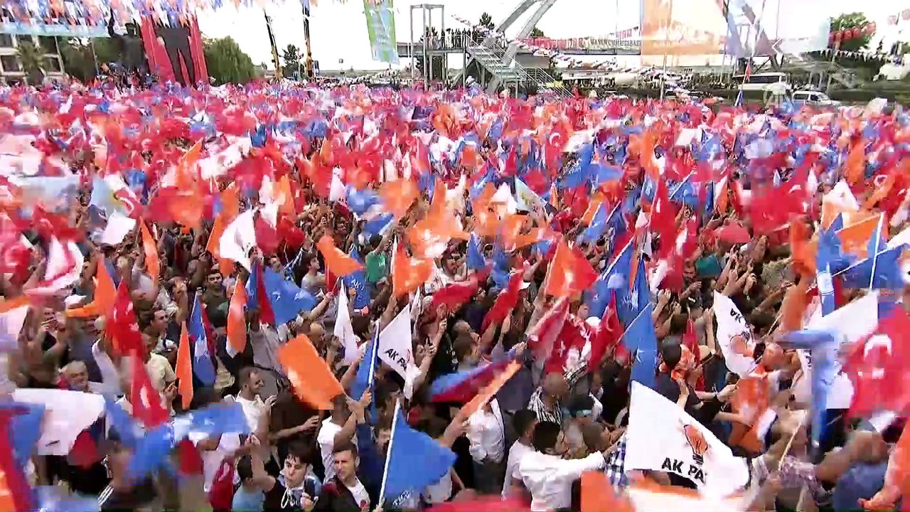 Cumhurbaşkanı Erdoğan: 'Bugün yine tarih yazıyor, kükrüyorsun Rize' - RİZE
