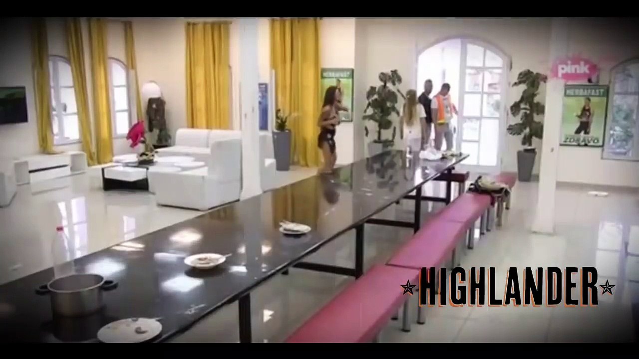 Marija Ana i Bora svađa  Pao i šamar
