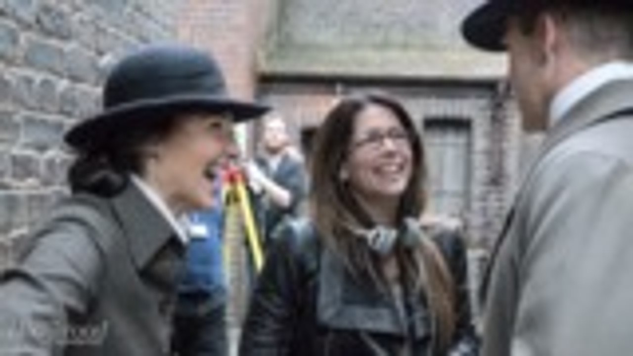 Patty Jenkins Shares First Look at 'Wonder Woman' Sequel | THR News