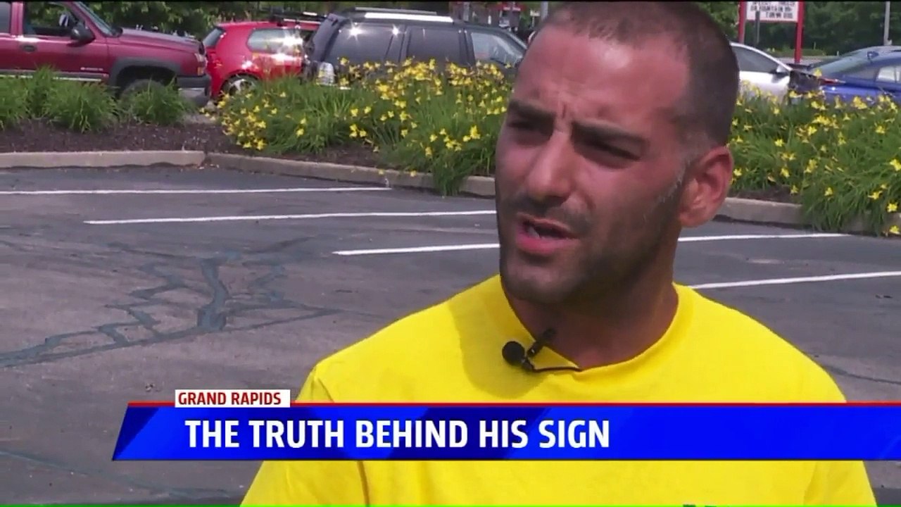 Panhandler Shamed in Viral Video Says He Really Does Need Help