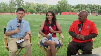 Hue Jackson: Mayfield and Taylor paid for a snow cone truck to come to Browns practice