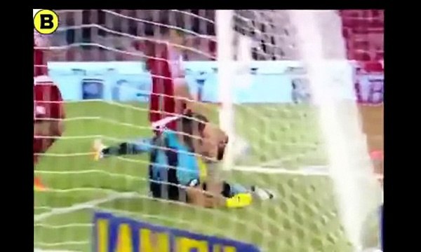 Na vida acontecem coisas impressionantes. O esporte não fica de dora. Olha esses vídeos: