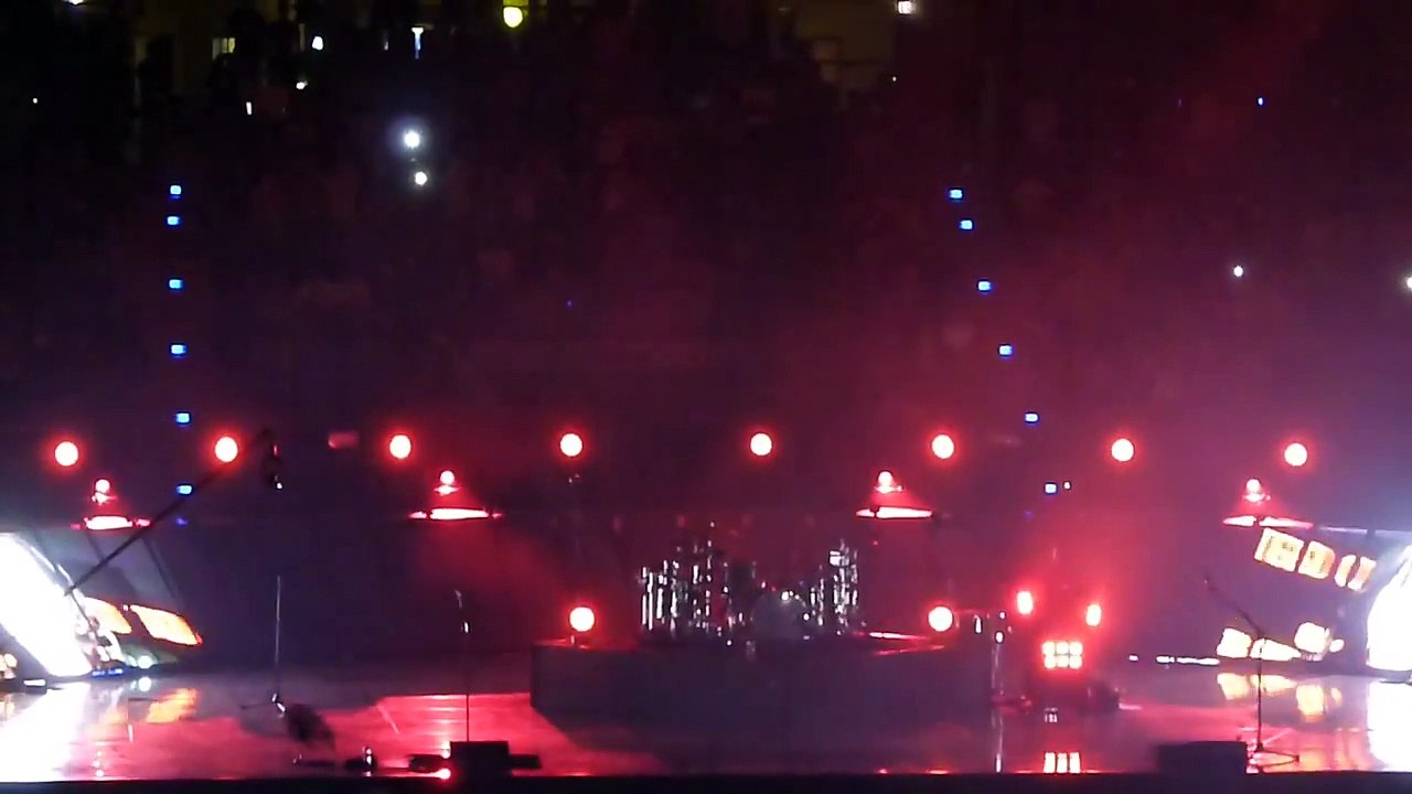Muse - Unsustainable, Pesaro Adriatic Arena, 11/17/2012