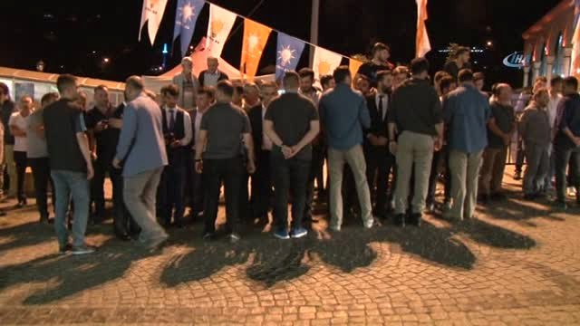 Cumhurbaşkanı Recep Tayyip Erdoğan, Baba Ocağı Güneysu'dan Sevgi Seli ile Uğurlandı