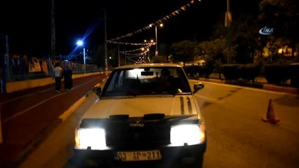 Uygulamaya Takılan Sürücü Polisi İkna Etmeye Çalıştı