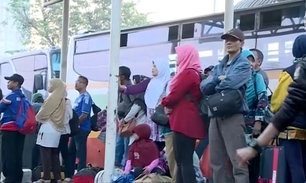 Pantauan Arus Mudik di Terminal Purabaya, Kamis (14/6) Pagi