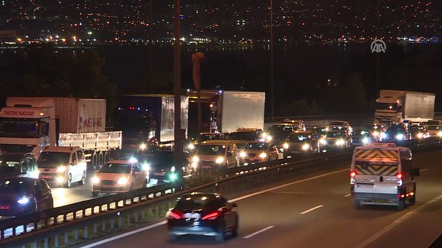 Anadolu Otoyolu'nda bayram trafiği - KOCAELİ