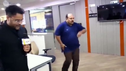 Uncle Sanju Srivastav's New Video Dancing On Sapna Choudhary's Teri Aakhya Ka Yo Kajal Song