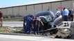 Eskişehir Otomobil Bariyere Çarptı Aynı Aileden 3 Ölü, 2 Yaralı