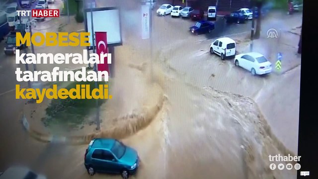 Kahramanmaraş'ta 3 can alan seli MOBESE kameraları kaydetti