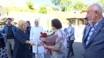 Emine Erdoğan'dan Huzur Evi Ziyareti