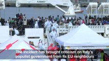 Boat carrying over 900 migrants docks in Sicily