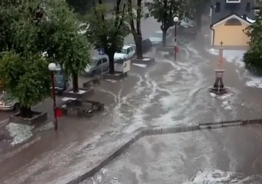 Torrential Rain and Hail Makes Serbian Streets Look Like Flowing Rivers
