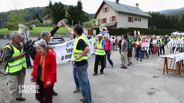 Factures en hausse, installateurs agressifs, accès à des données personnelles ... qu'est-ce qui électrise les opposants au compteur Linky ?