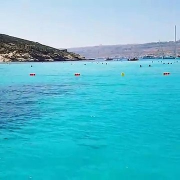 Get ready to sizzle! We're set for the hottest weekend of the year so far with temperatures feeling as warm as 34°C across Malta and Gozo instagram.com/oh