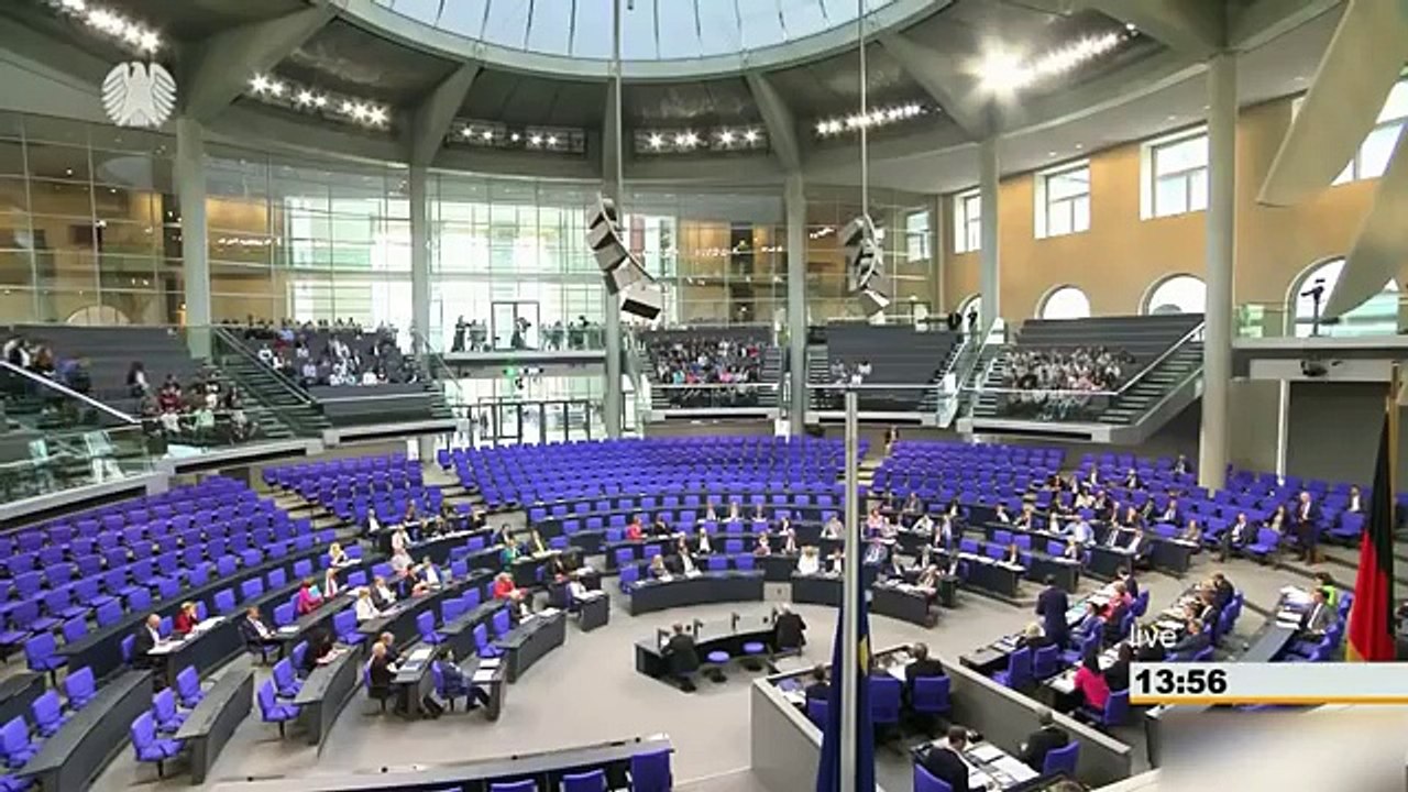 Bundestag : Was muß noch passieren bis Regierung richtig abschiebt?