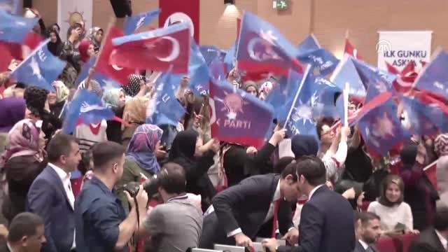 Başbakan Yıldırım: İstanbul'a Sevdayla Bağlı Olduğumuzu Biliyorsunuz