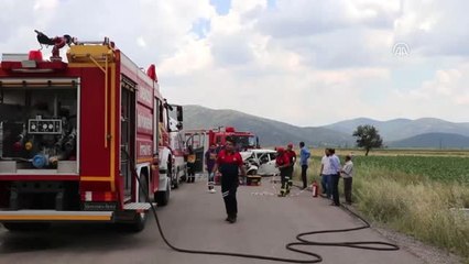 Denizli'de Trafik Kazası: 3 Ölü