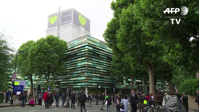 بريطانيا تحيي الذكرى الاولى لكارثة حريق برج غرينفيل