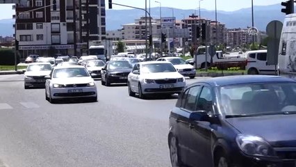 Edremit Körfezi'nde Trafikte Bayram Yoğunluğu