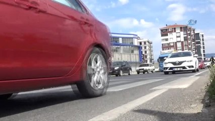 Kuzey Ege'de Trafikte Bayram Yoğunluğu Başladı