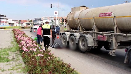 Kamyon elektrikli bisiklete çarptı: 1 ölü - BALIKESİR