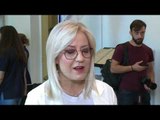 A kopjuan maturantët? - Top Channel Albania - News - Lajme