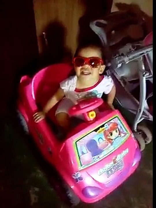 O SUPER PAI CUIDA DE SEUS FILHOS