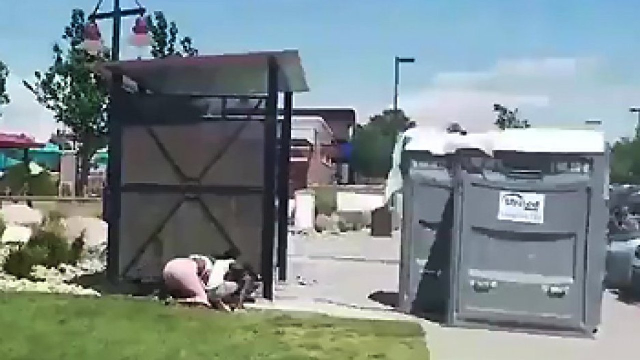 Vents violents Vs Poubelles