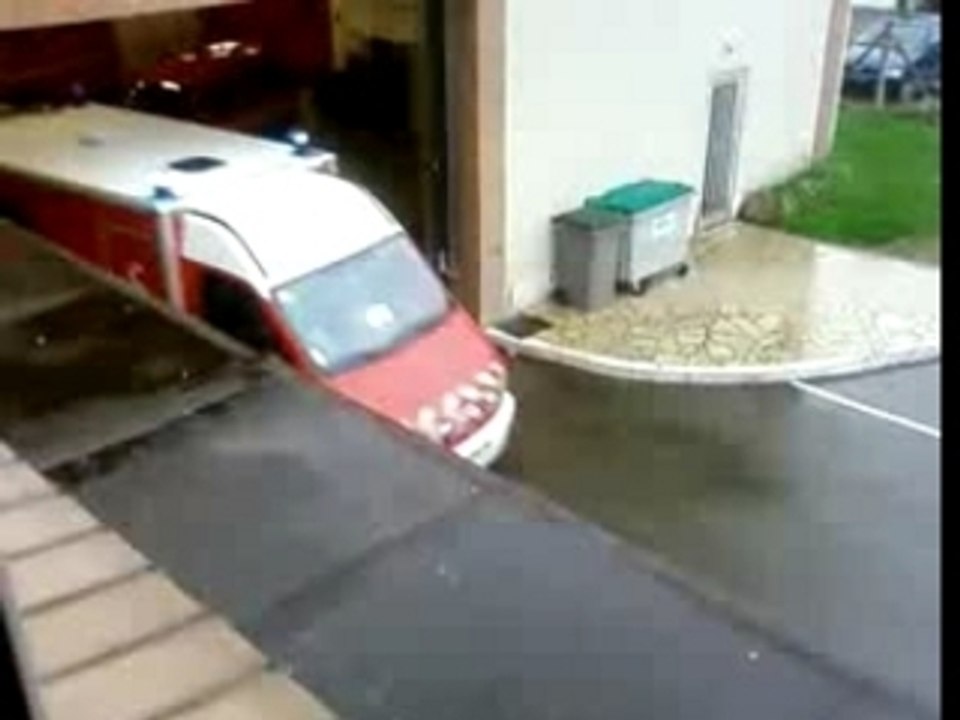 Depart du VSAV2 DU CS VERNOUILLET