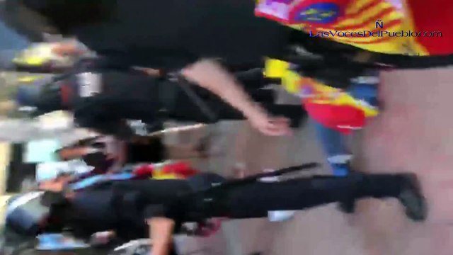 Detención «ilegal» de un español por los Mozos en Mataró por defender a una española y su hija