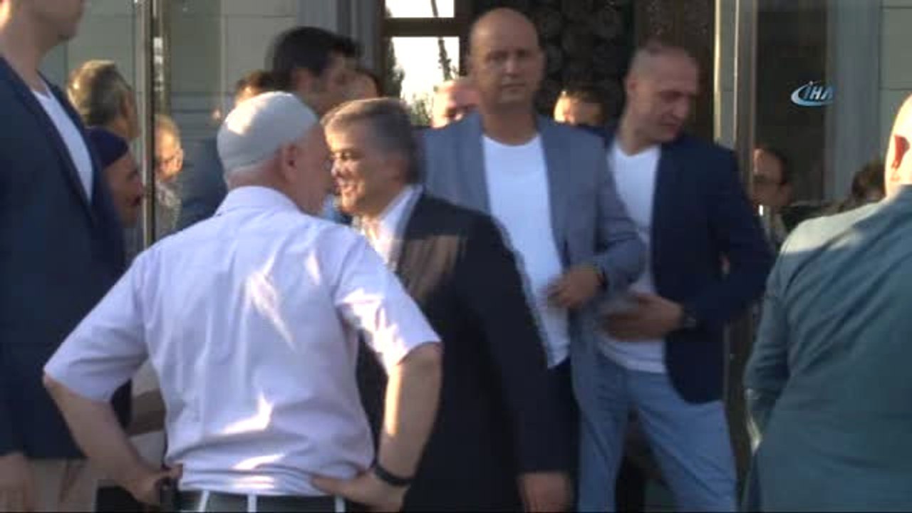 11'inci Cumhurbaşkanı Abdullah Gül, Ramazan Bayramı Namazını Tekke Camii'nde Kıldı