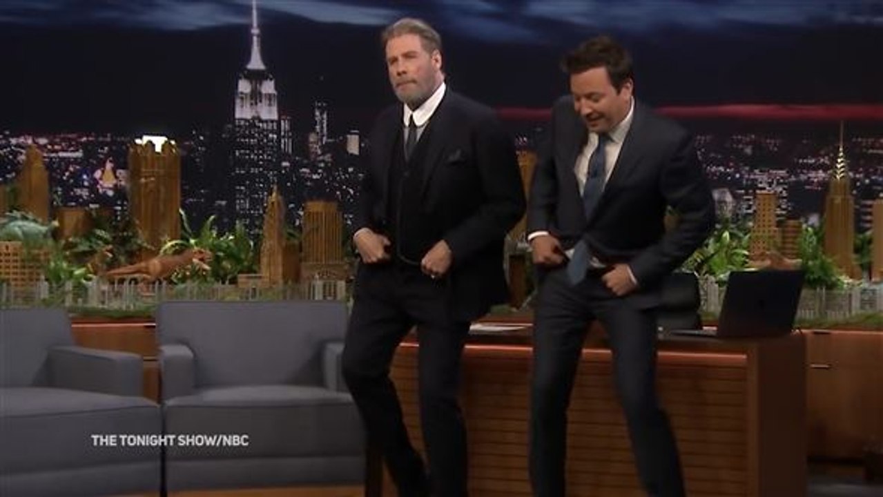Er kann es wohl noch: john travolta legt heiße sohle auf's parkett