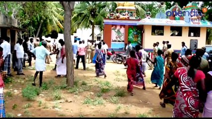 பட்டப்பகலில் இளைஞர் கழுத்தை அறுத்து கொடூர கொலை- வீடியோ