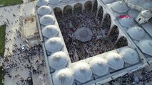 İstanbul 2 Fatih Camii Bayram Namazında Doldu Taştı