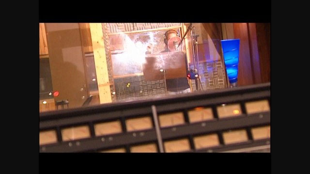 LORIE – PRÈS DE VOUS : INTRO – LORIE | ÉDITION COLLECTOR LIMITÉE