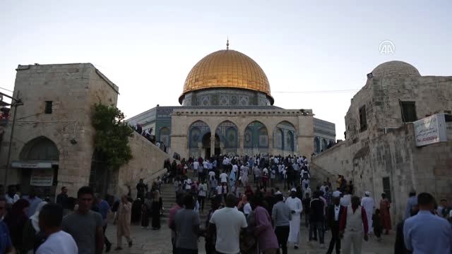 90 Bin Müslüman Bayram Namazını Mescid-i Aksa'da Kıldı