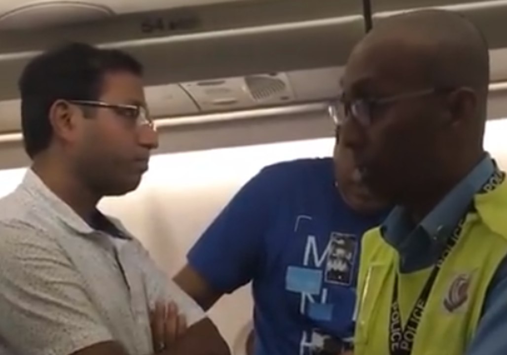 Singapore Airlines Investigates Claims Staff Were Rude to Passengers on Delayed Calcutta-Bound Flight